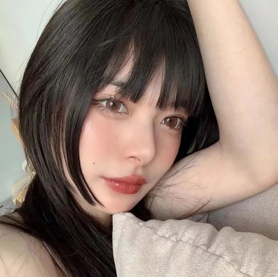 河畔的朔子